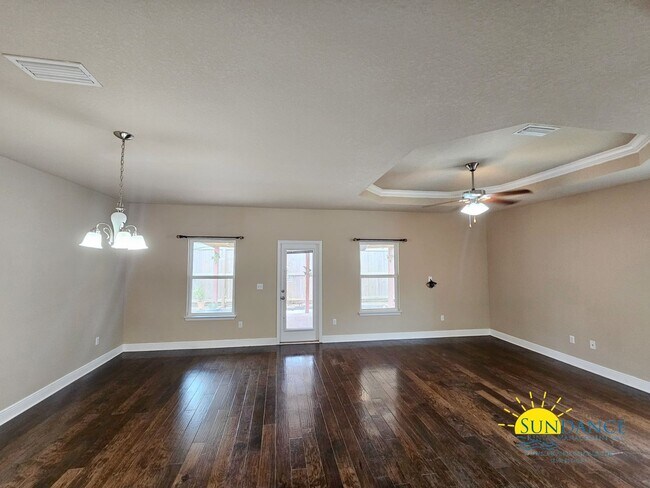 Building Photo - Charming 3BR Home Near 30A Beaches in Santa Rosa Beach!