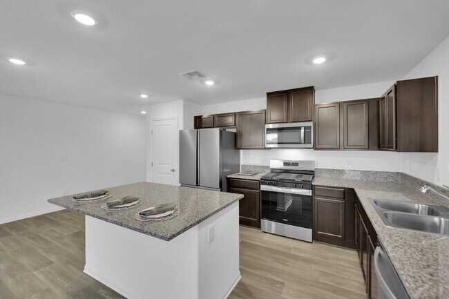 Building Photo - 6050 Swift Lariat St