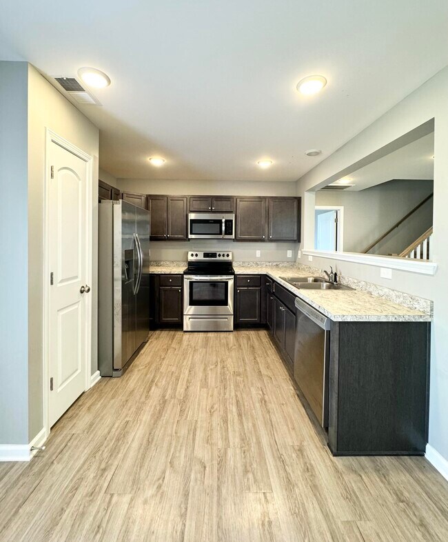 Building Photo - 6093 Arbor Wds Wy