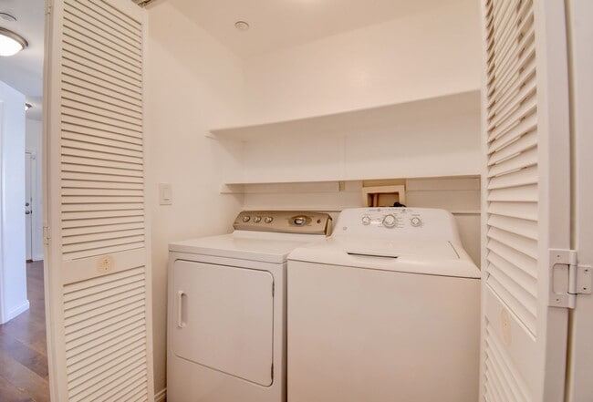 Building Photo - Gated, beautiful, and safe in a secure community