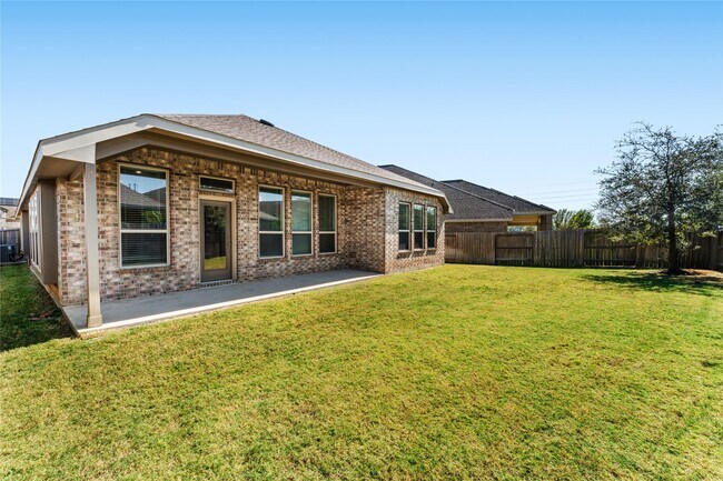 Building Photo - 13018 Hydeland Dr