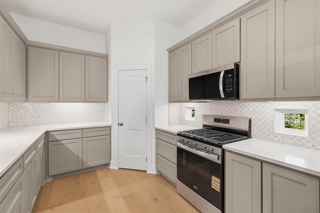 Building Photo - 205 S Atwood St