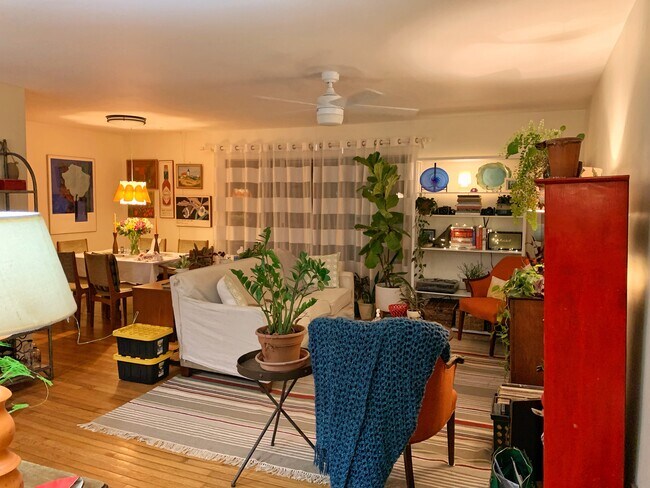 Building Photo - 2100 Grove Ave