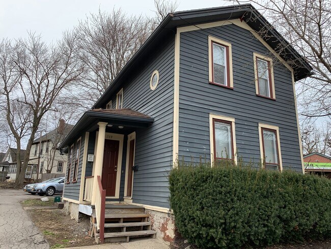 Building Photo - 767-769-769 South Ave