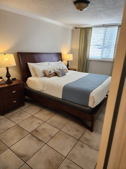 bedroom - 3333 ne 33rd st