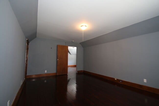 Building Photo - No DEPOSIT! Beautiful 2 bedroom