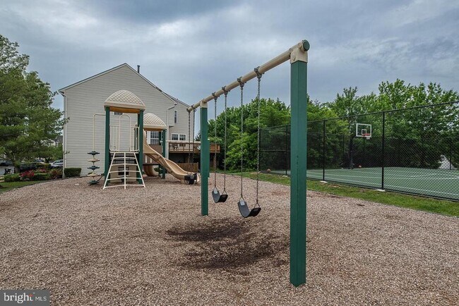 Building Photo - 7396 Brunson Cir