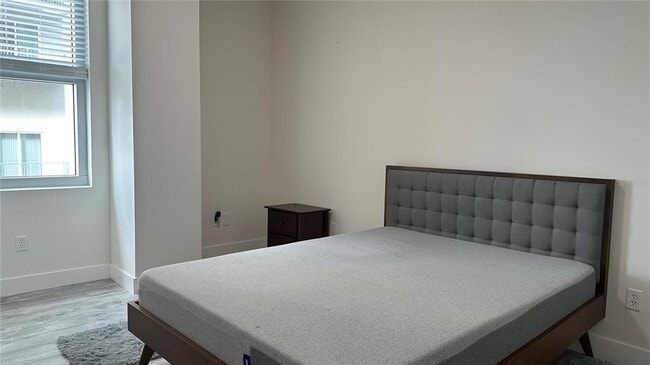 Building Photo - 1120 E Kennedy Blvd