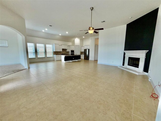 Building Photo - 21413 Merveil Dr