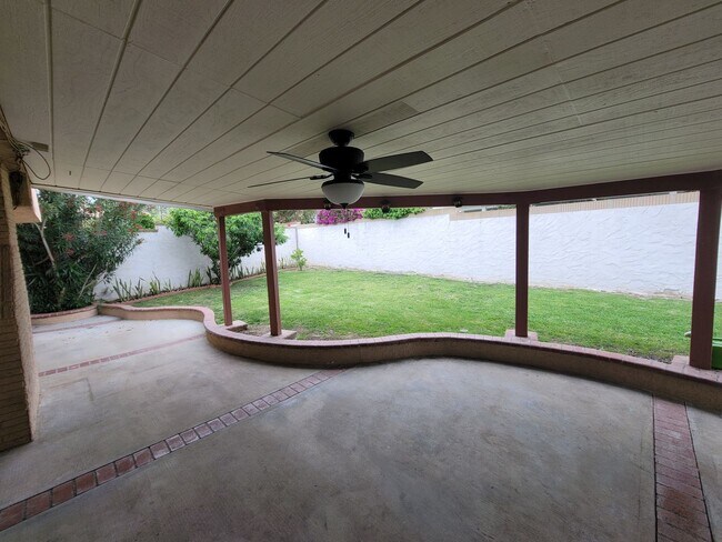 Building Photo - Beautiful 5 Bedroom La Habra Home