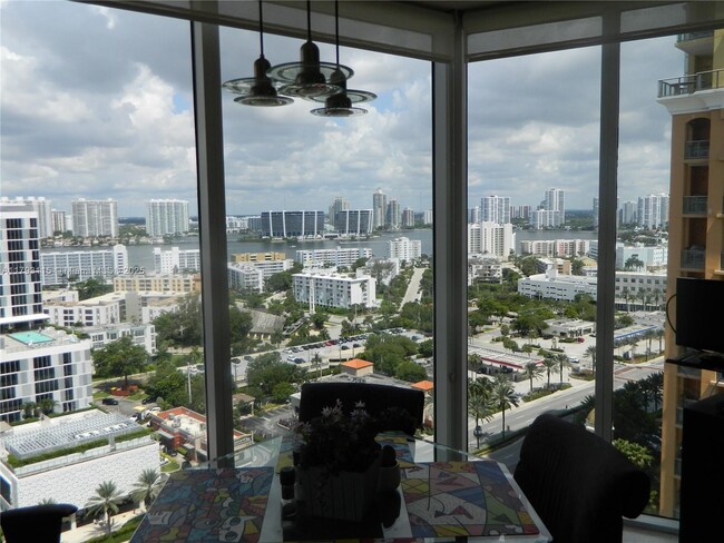 Building Photo - 17555 Collins Ave