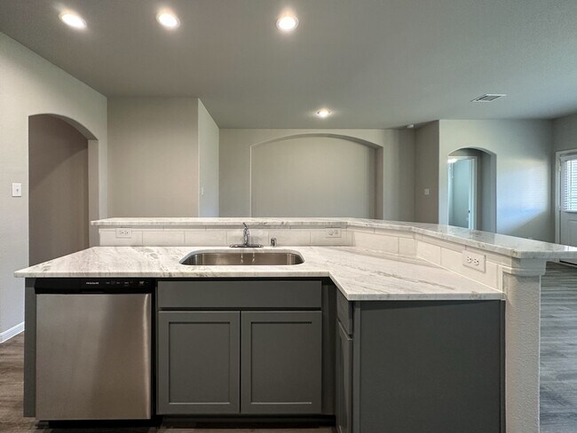 Building Photo - 27079 Badger Way