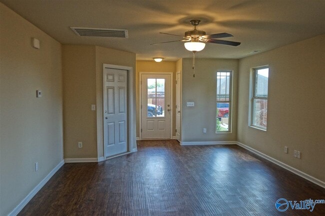 Building Photo - 146 Tybee Dr