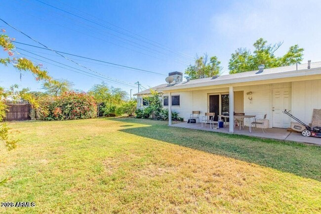 Building Photo - 7544 E Kimsey Ln