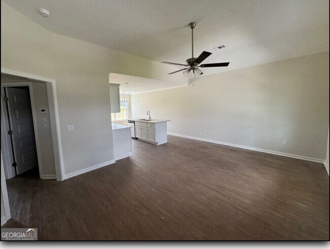 Building Photo - 509 Nickies Wy