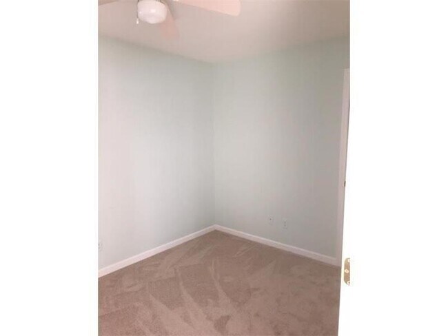 Building Photo - 1801 Hazy Glen Ct NW