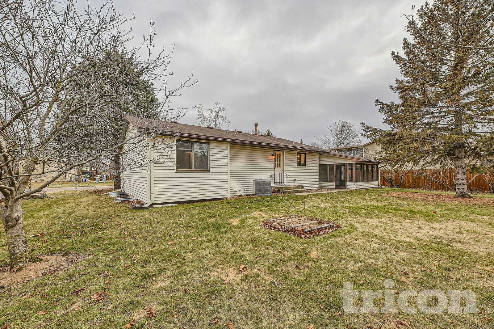 Building Photo - 8312 115th Ln N