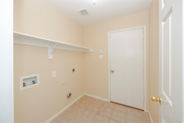 Building Photo - 1408 Millbrook Ln