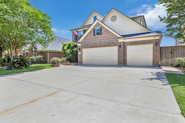 Building Photo - 9960 Cassowary Dr