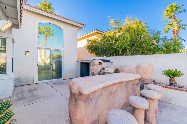 Building Photo - 3986 Windansea St