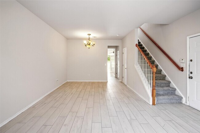 Building Photo - 8007 Ederville Cir