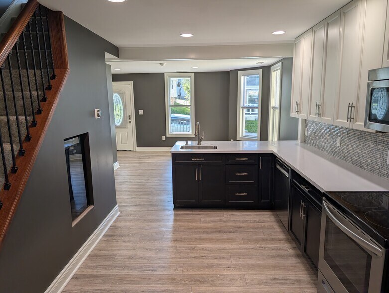 Kitchen into living room - 307 Fairview Ave