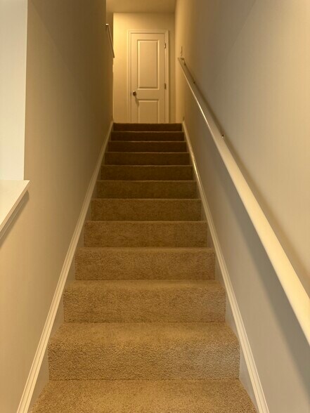 Building Photo - 121 Tigney Dr