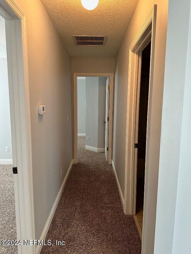 Building Photo - 1447 Barrington Cir