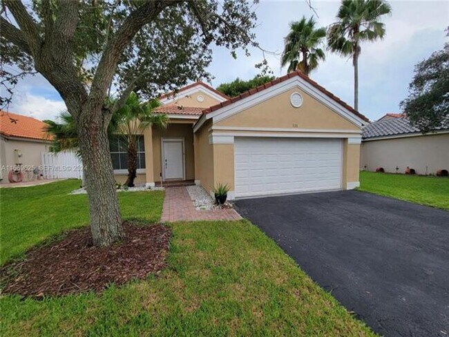 Building Photo - 928 Falling Water Rd