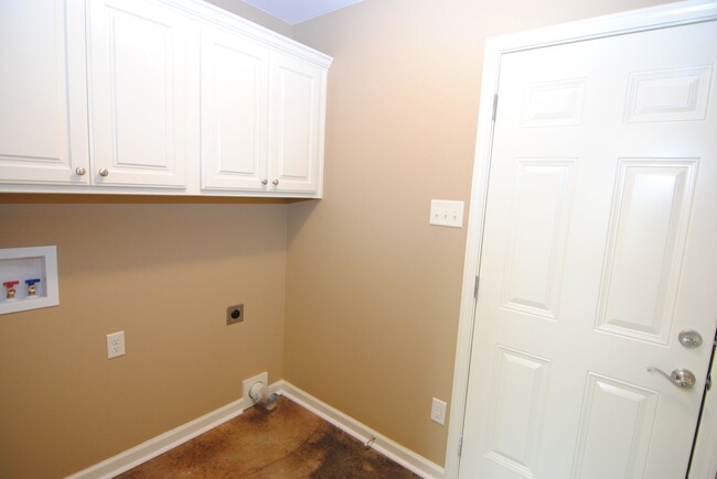 Building Photo - 3/2 One Level in Sherwood!