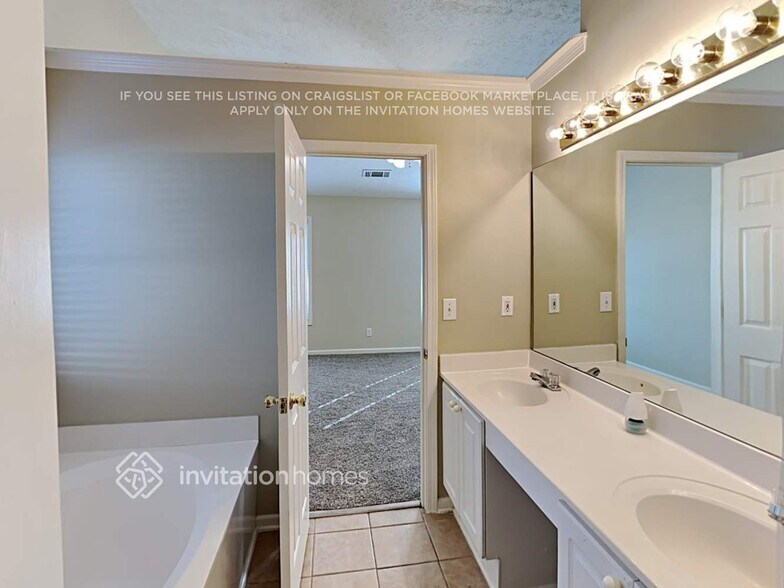 Building Photo - 1822 Bitsy Grant Ct NW