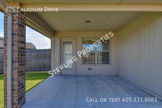 Building Photo - 624 Caladium Dr