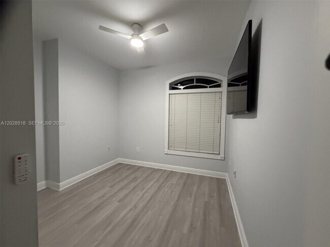 Building Photo - 9444 SW 78th St