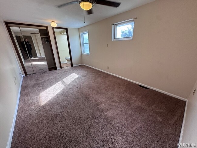 Building Photo - 10761 Main St