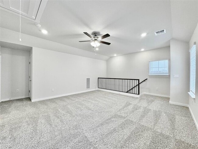 Building Photo - 404 Tinto St
