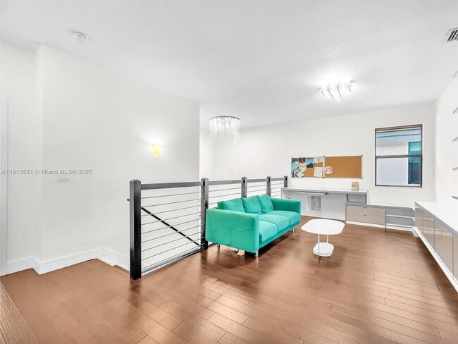 Building Photo - 10250 NW 76th Terrace