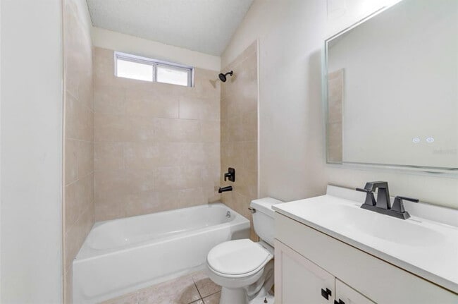 Building Photo - 1965 Teaberry Ct