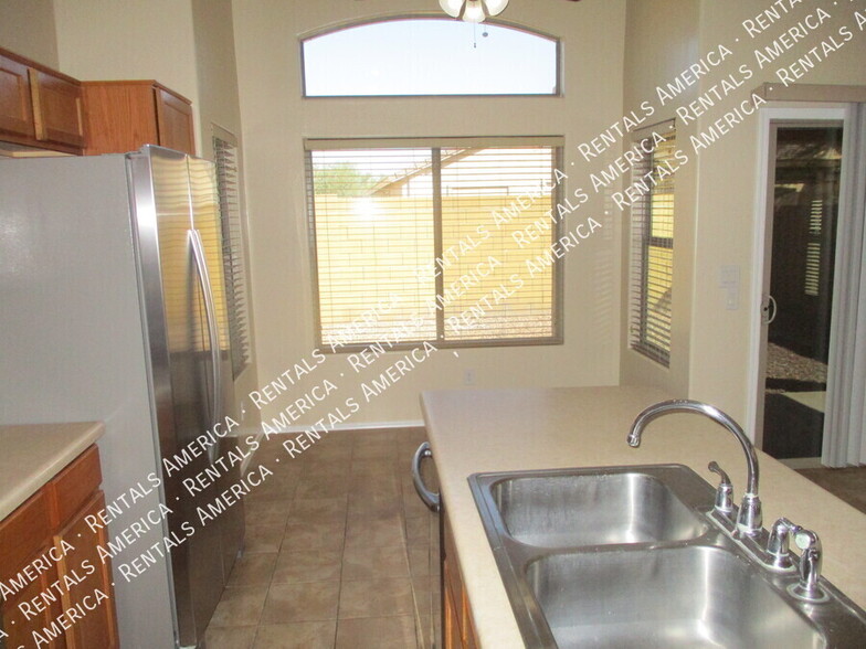 Building Photo - 1328 Natasha Dr