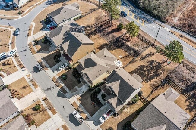 Building Photo - 6623 Rivergreen Rd