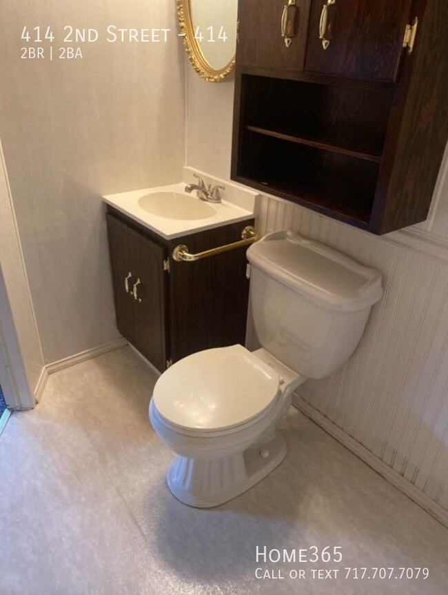Building Photo - Charming 2 Bedroom Home!