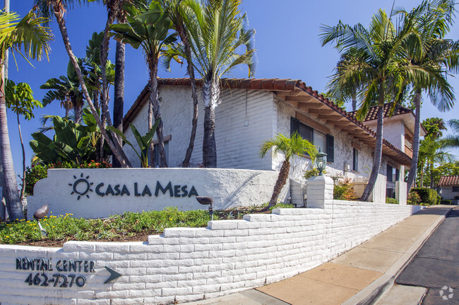 Building Photo - Casa La Mesa