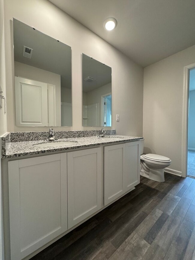 Building Photo - Newer 4BR 2.5BA Home!