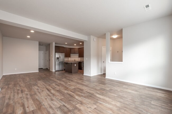 Building Photo - COMING SOON !! Kendall Yards, 3 Bedroom, 2.5 Bath Townhouse Now Available