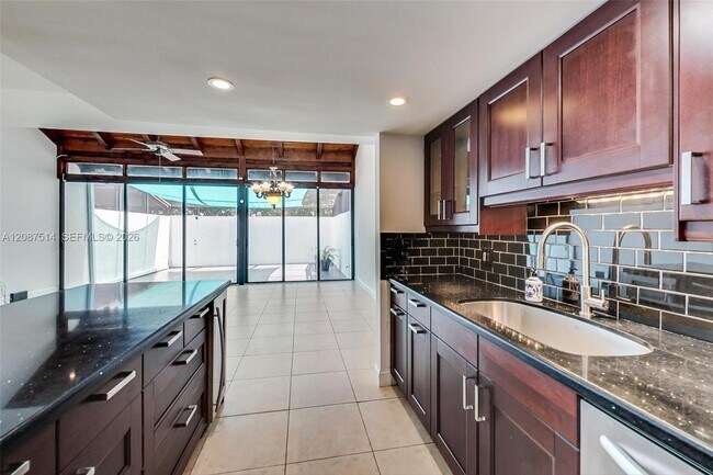 Building Photo - 8613 SW 79th Pl