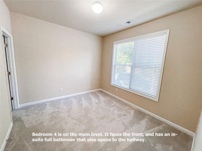 Building Photo - 328 Privet Cir