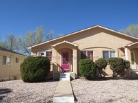 Building Photo - Charming 3 Bedroom Unit in Old Colorado City