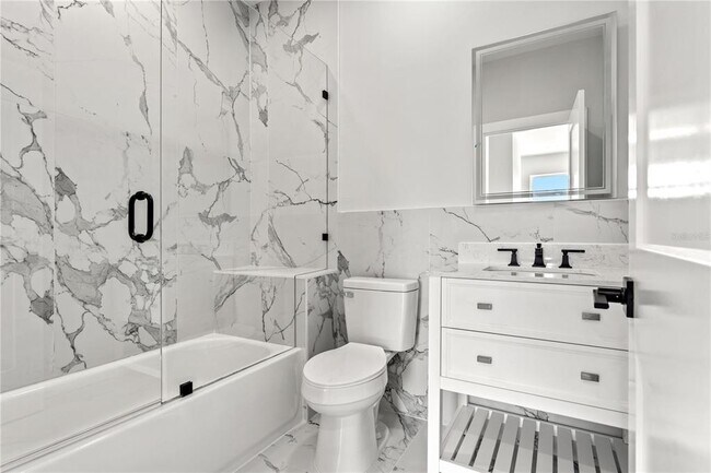 Building Photo - 4120 W North A St