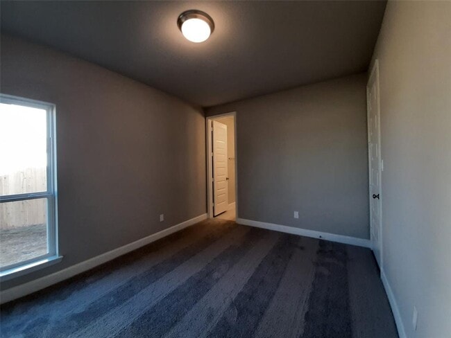 Building Photo - 7575 Pemberley Ct