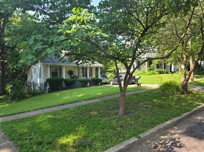 Building Photo - 304 Tiffin Ave