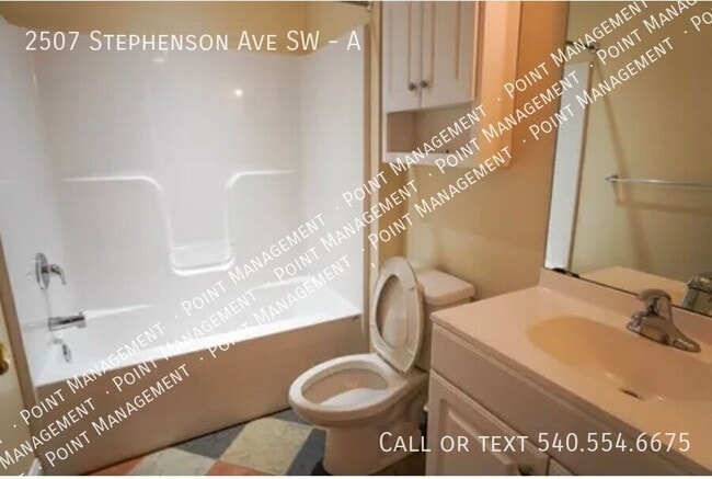 Building Photo - 2507 Stephenson Ave SW